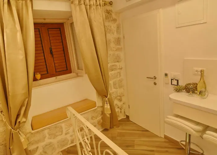 Madonna Della Strada A2 * Dubrovnik