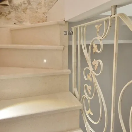 Madonna Della Strada A2 Apartment *