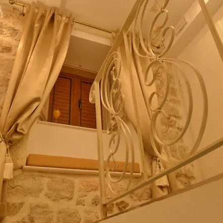 Madonna Della Strada A2