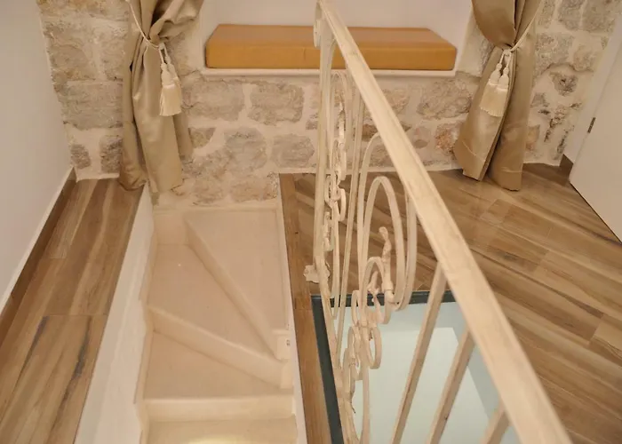 Madonna Della Strada A2 *